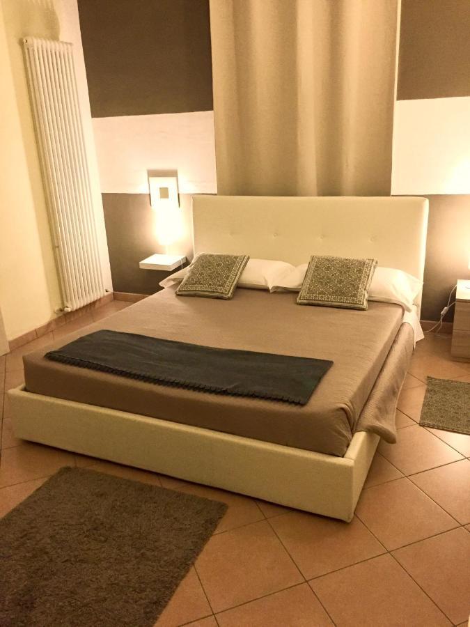 Residenza Serena B&B -Centro Storico Мантуя Экстерьер фото