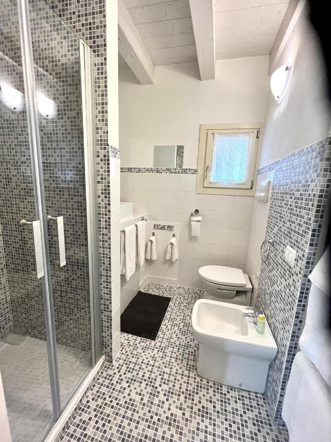 Residenza Serena B&B -Centro Storico Мантуя Экстерьер фото