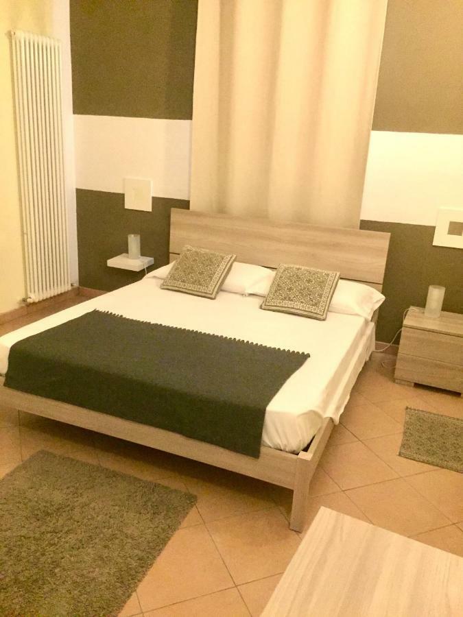 Residenza Serena B&B -Centro Storico Мантуя Экстерьер фото